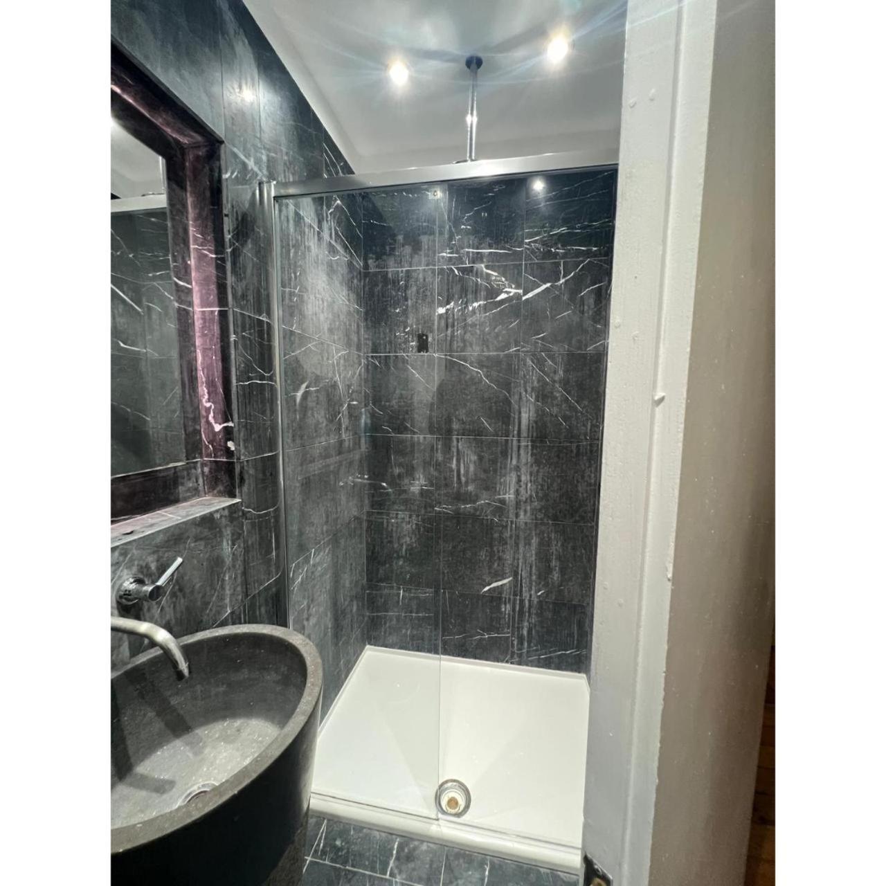 Fabulous 3 Bed Flat Near Edgware Road Station Lägenhet London Exteriör bild